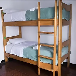 Хостел Center - Unique Bed Space, Абу-Даби